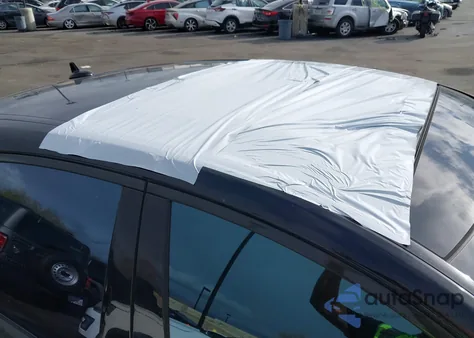 2018 Mercedes-Benz S 560 z USA, uszkodzony, nr VIN WDDUG8DB1JA400383